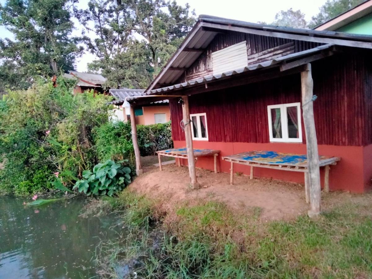 Hotel Rainbow House Pai Exterior foto